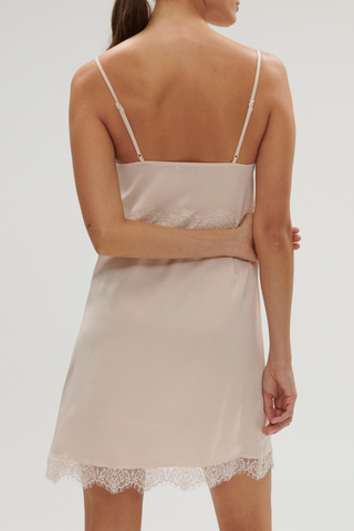 Simone Pérèle Satin Secrets Nightdress Rose Sakura