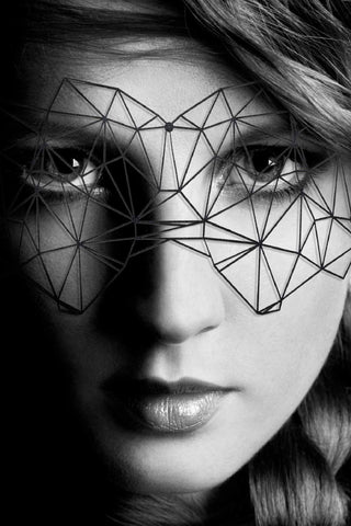 Bijoux Indiscrets Kristine Geometric Vinyl Mask Black