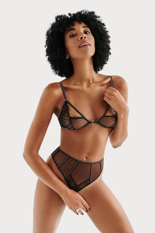 Bracli Manhattan Triangle Bra Black