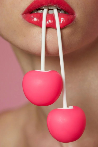 Love to Love Cherry Love Geisha Balls Pink