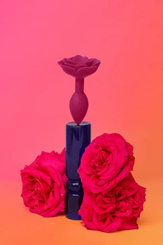 Love to Love Open Roses Plug Medium