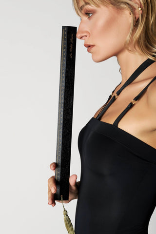 Maison Close La Petite Leçon Ruler