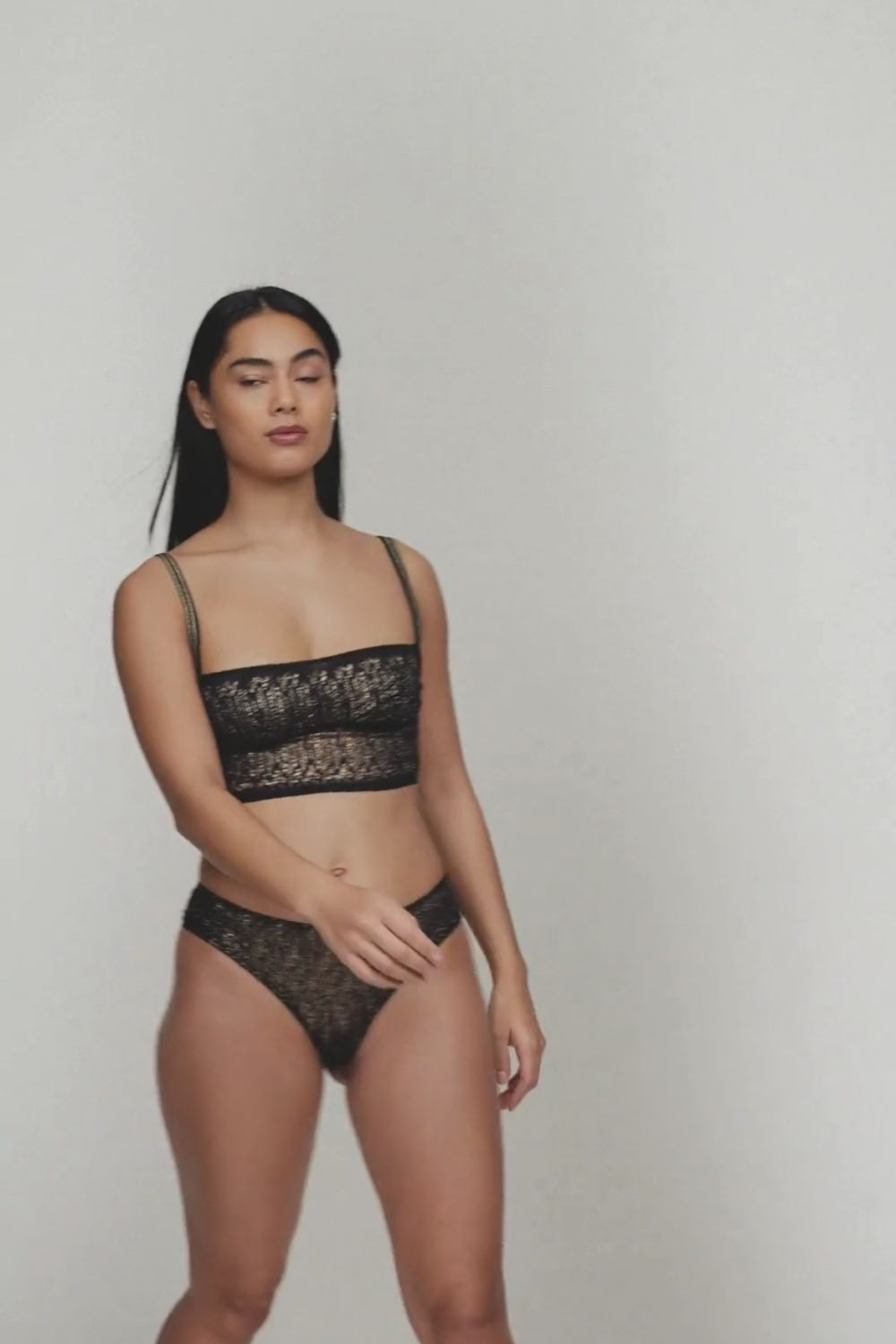 Sarda Tabei Thong Black & Gold - Luxury Knickers