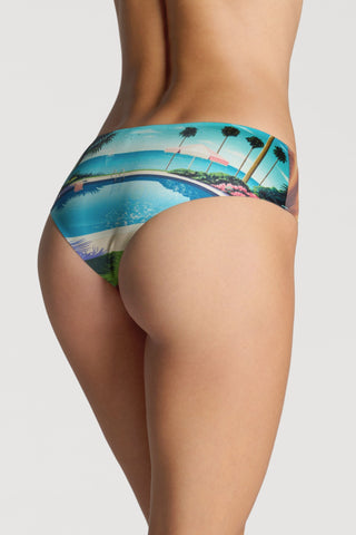 SCANDALE Comic Strip Beach Hipster