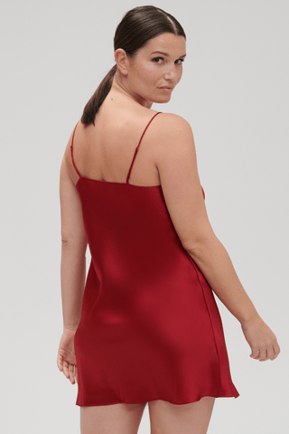 Simone Pérèle Dream Silk Nightdress Tanga Red