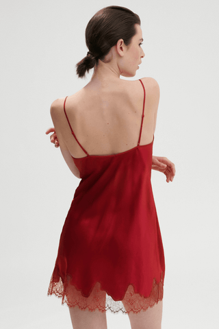 Simone Pérèle Nocturne Silk Nightdress Tanga Red